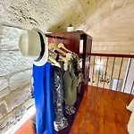 Apartment Vohis Luxury House - Fast Wi-fi & Easy Parking