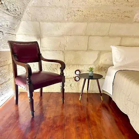 Vohis Luxury House - Fast Wi-fi & Easy Parking * 레체