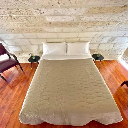 Vohis Luxury House - Fast Wi-fi & Easy Parking * 레체