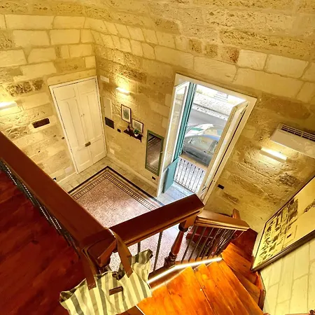 Vohis Luxury House - Fast Wi-fi & Easy Parking